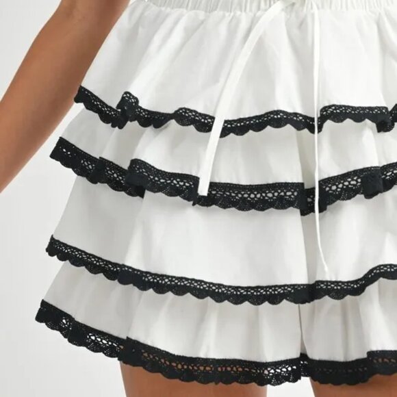 ✨NWT MABLE Poplin Ruffle Layered Contract Lace Trim Mini Skirt - Picture 8 of 9